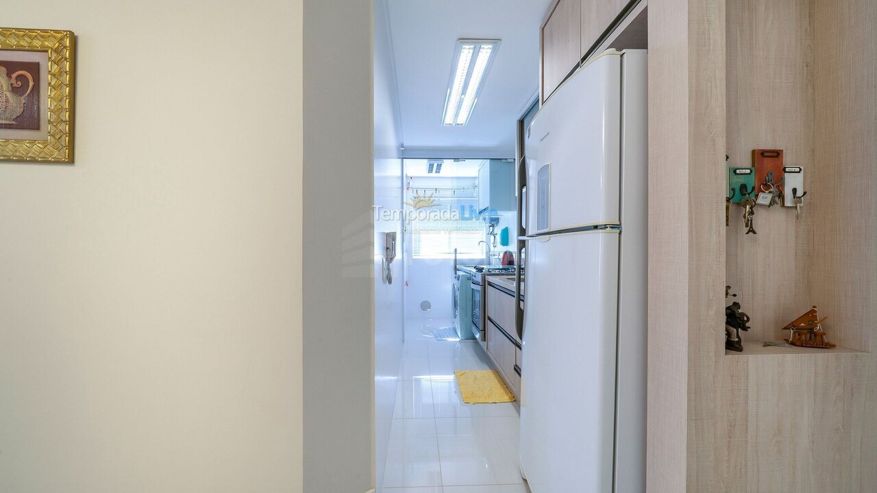Apartamento para aluguel de temporada em Bombinhas (Praia de Bombas)