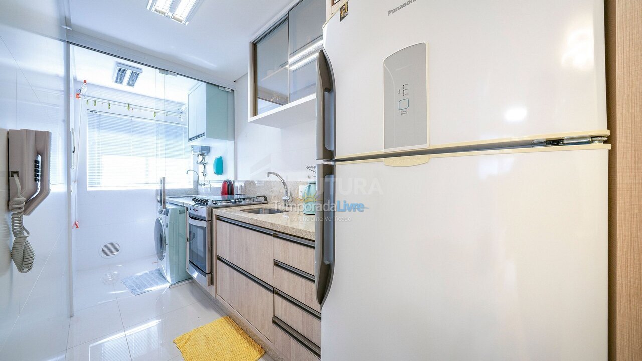 Apartamento para aluguel de temporada em Bombinhas (Praia de Bombas)