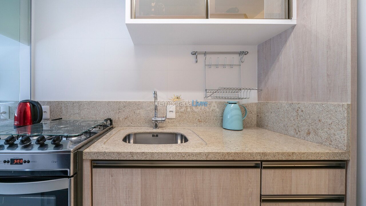Apartamento para aluguel de temporada em Bombinhas (Praia de Bombas)