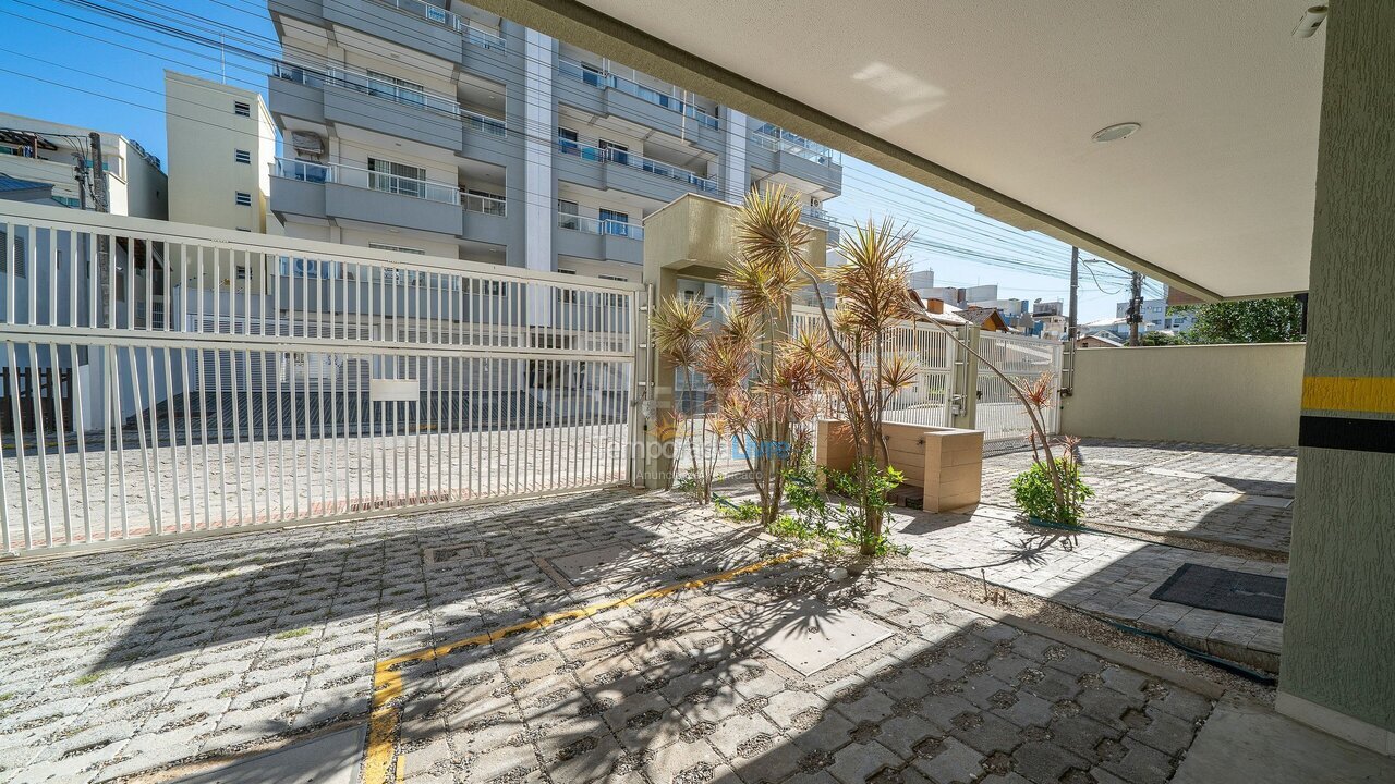 Apartamento para aluguel de temporada em Bombinhas (Praia de Bombas)