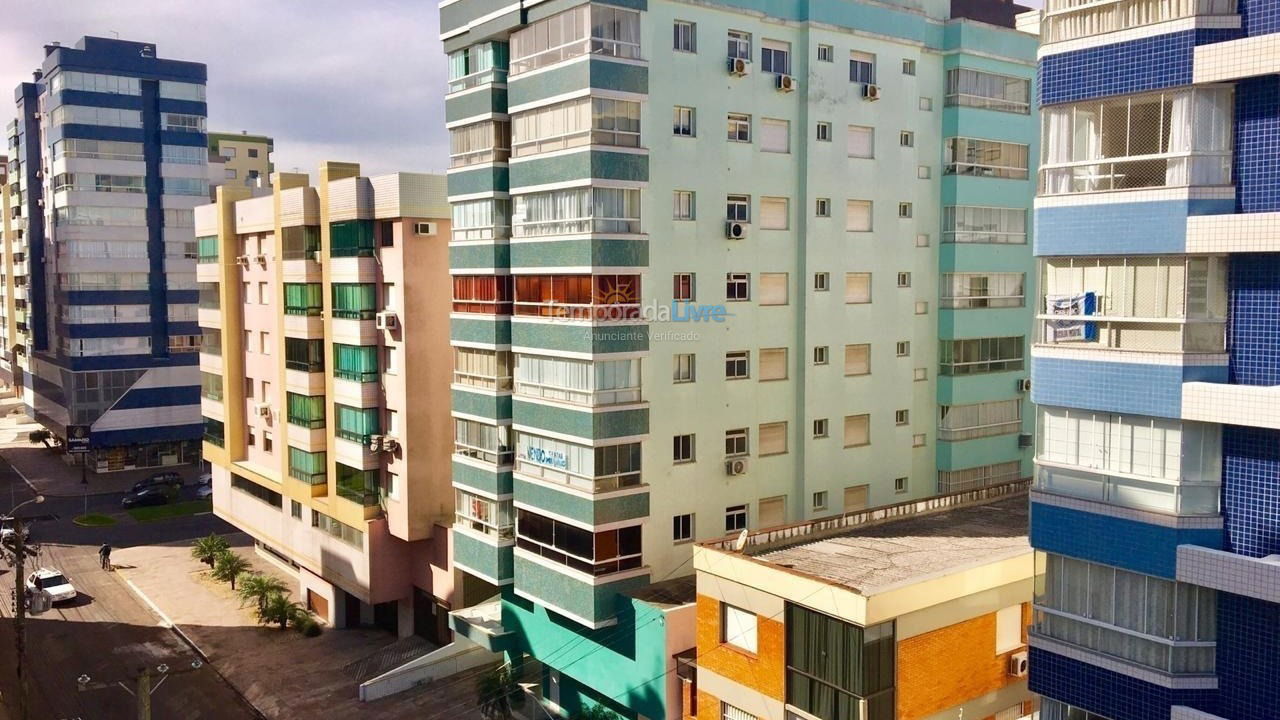 Apartamento para aluguel de temporada em Capão da Canoa (Centro)