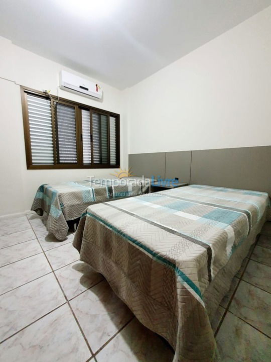 Apartamento para aluguel de temporada em Bombinhas (Praia de Bombinhas)