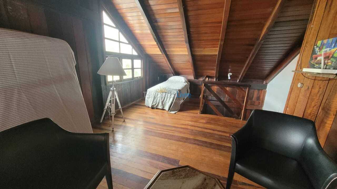 Casa para alquiler de vacaciones em Bombinhas (Praia de Quatro Ilhas)