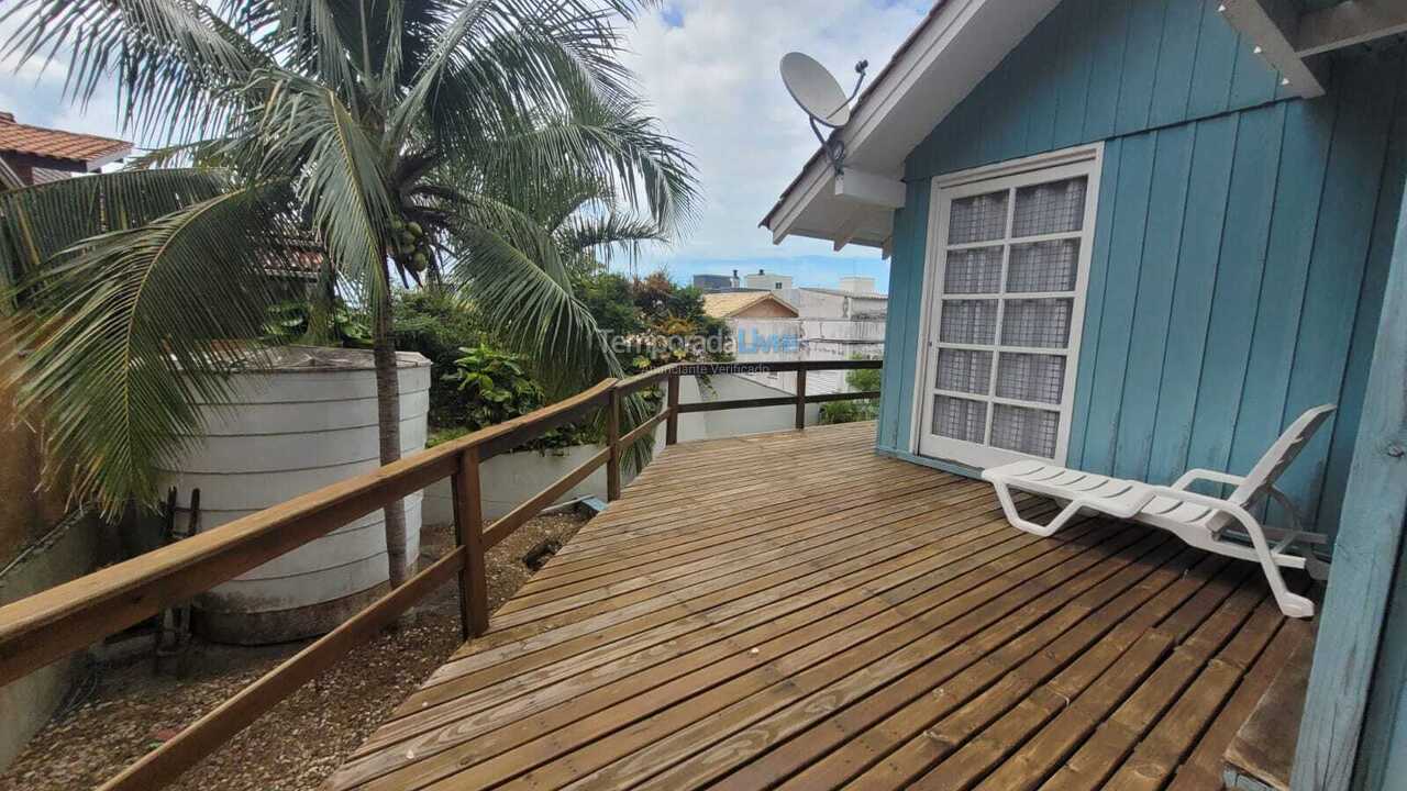 Casa para alquiler de vacaciones em Bombinhas (Praia de Quatro Ilhas)