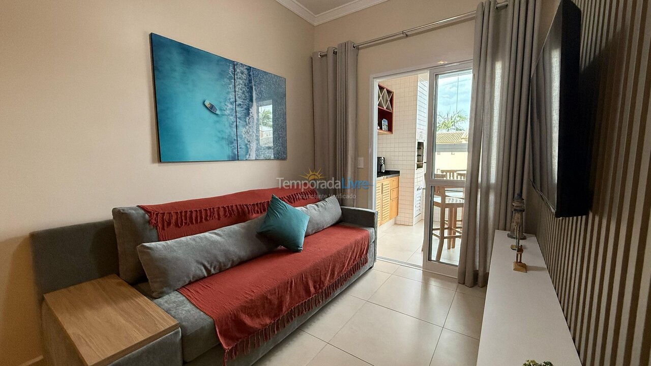 Apartamento para aluguel de temporada em Ubatuba (Praia das Toninhas)