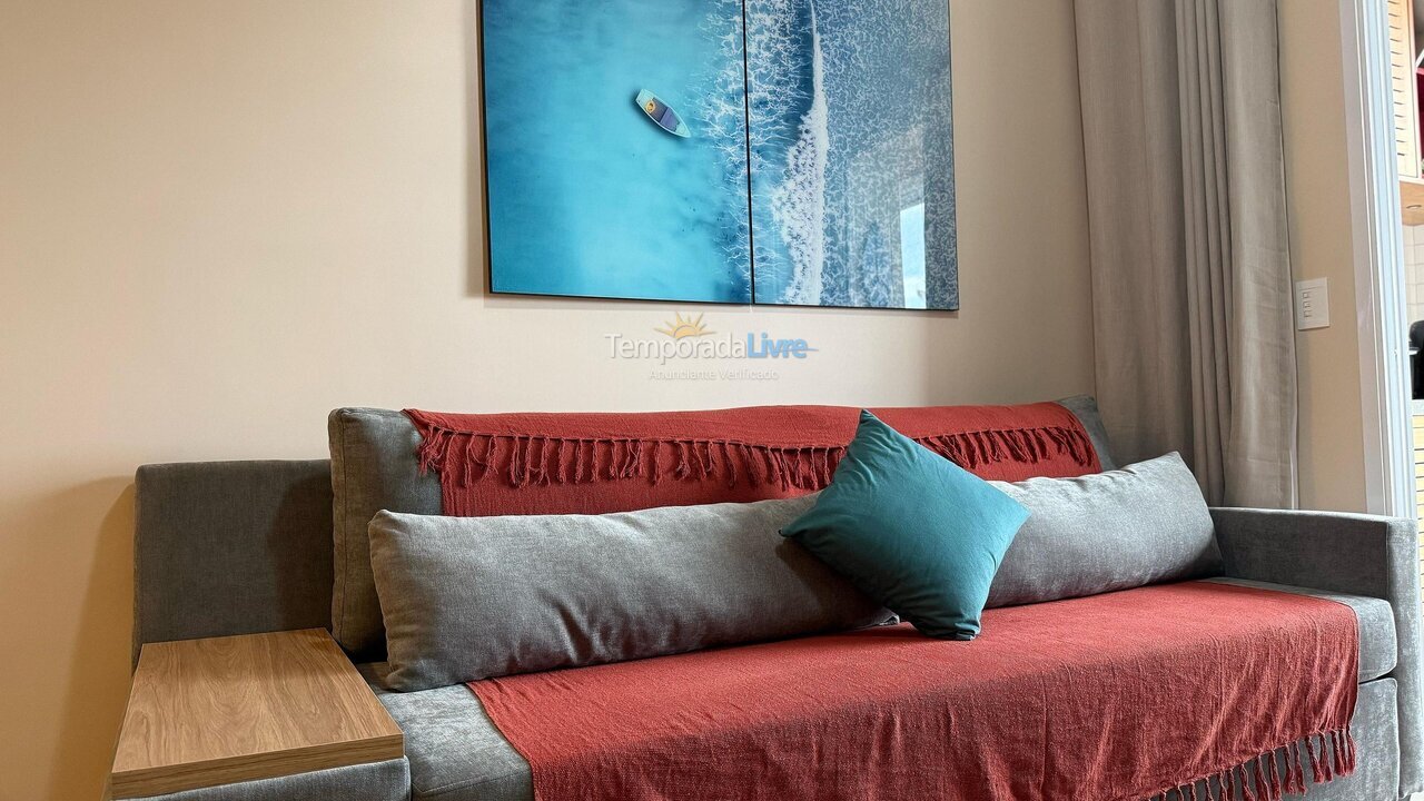 Apartamento para aluguel de temporada em Ubatuba (Praia das Toninhas)