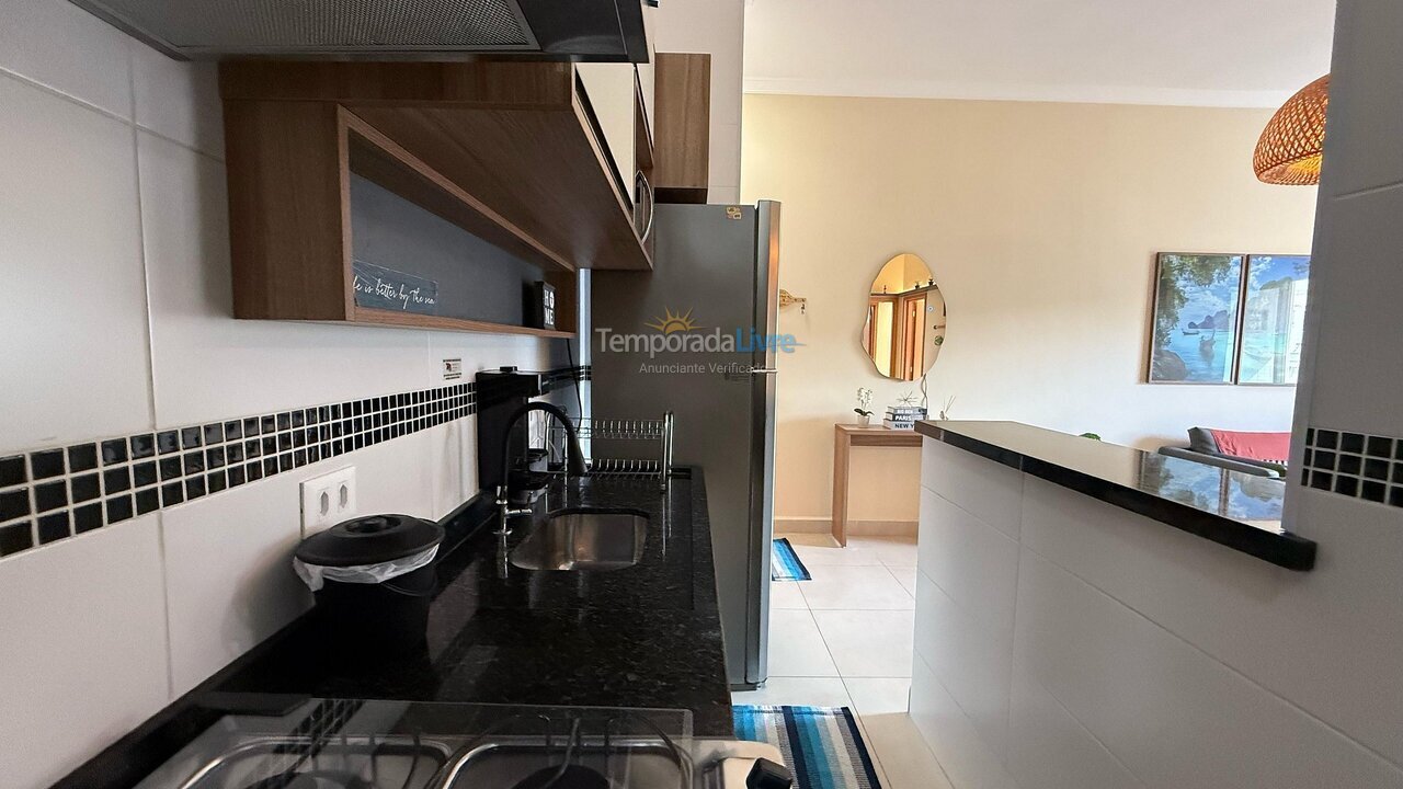 Apartamento para aluguel de temporada em Ubatuba (Praia das Toninhas)