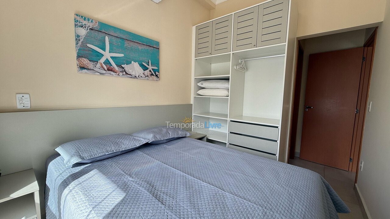 Apartamento para aluguel de temporada em Ubatuba (Praia das Toninhas)