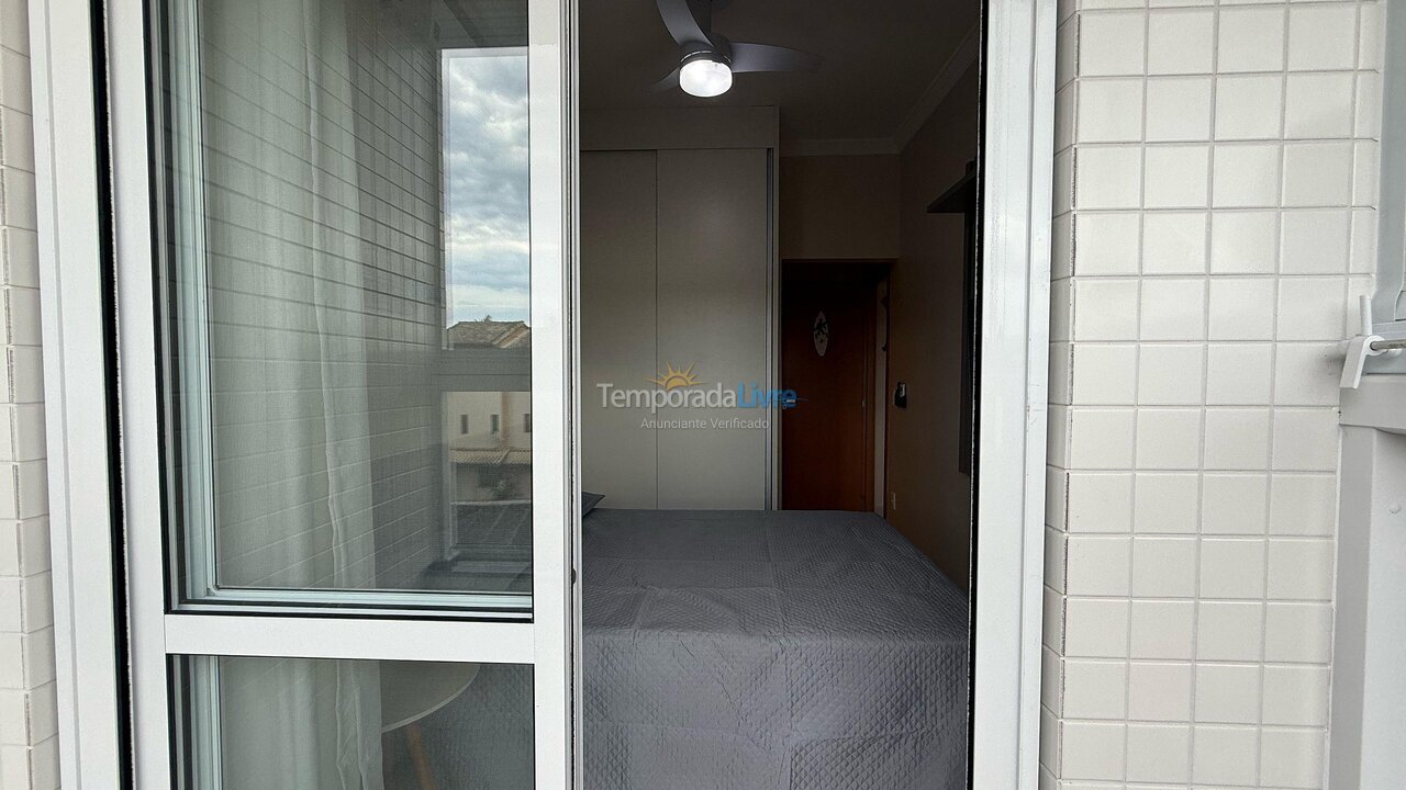 Apartamento para aluguel de temporada em Ubatuba (Praia das Toninhas)