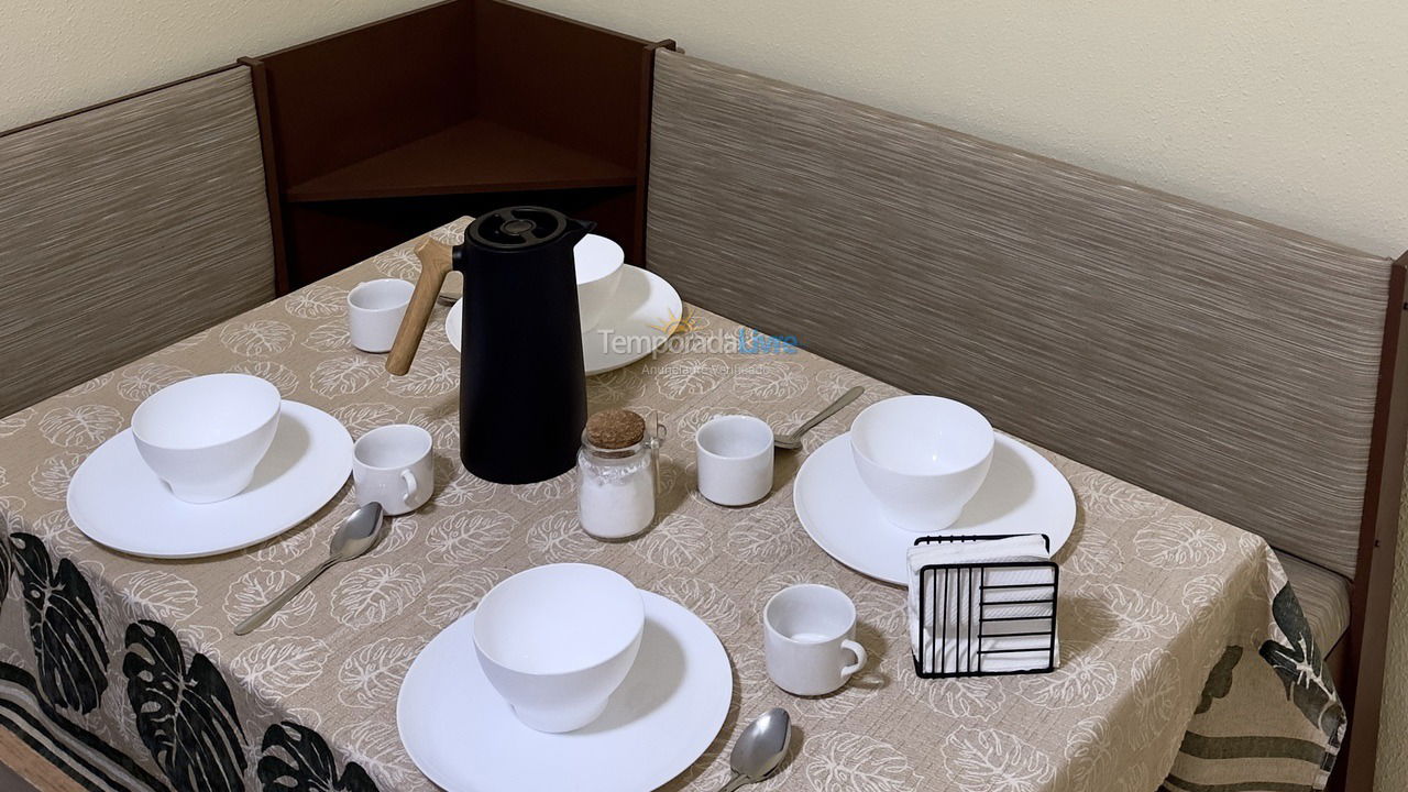 Apartamento para aluguel de temporada em Praia Grande (Praia da Guilhermina)