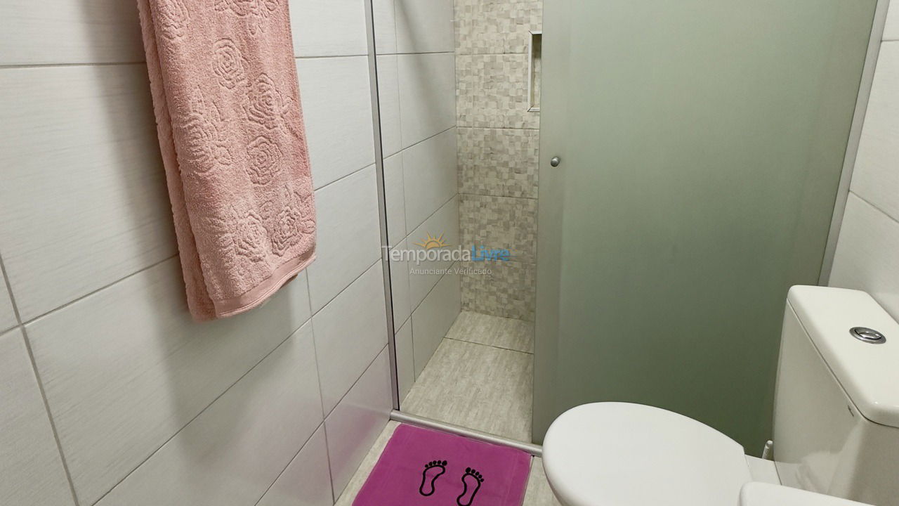 Apartamento para aluguel de temporada em Praia Grande (Praia da Guilhermina)
