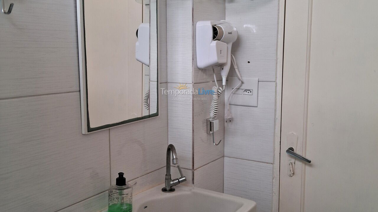 Apartamento para aluguel de temporada em Praia Grande (Praia da Guilhermina)