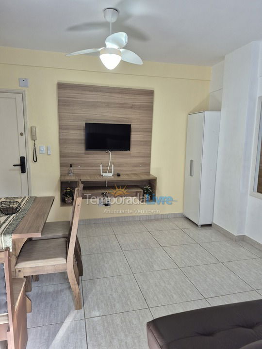 Apartamento para aluguel de temporada em Praia Grande (Praia da Guilhermina)
