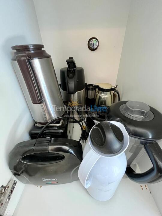 Apartamento para aluguel de temporada em Itapema (Meia Praia)