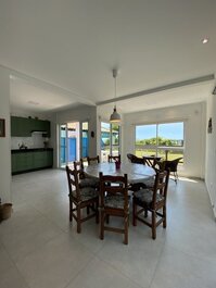 BEAUTIFUL SEASIDE HOUSE IN MARISCAL
