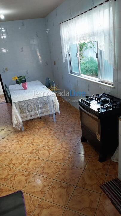 Casa para alquiler de vacaciones em Cabo Frio (Peró)