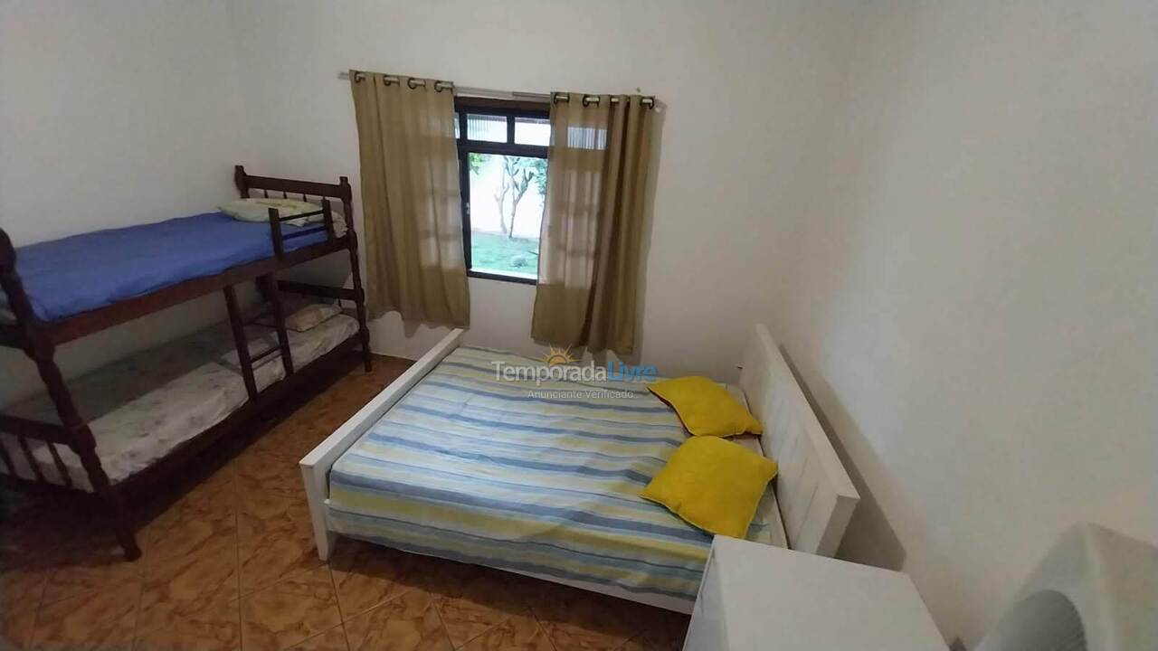 Casa para alquiler de vacaciones em Cabo Frio (Peró)