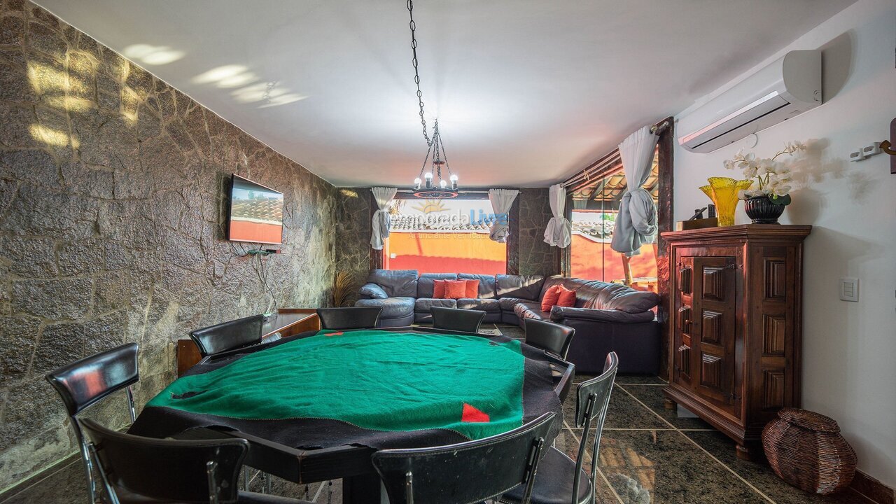 Casa para aluguel de temporada em Armação dos Búzios (Praia da Ferradura)