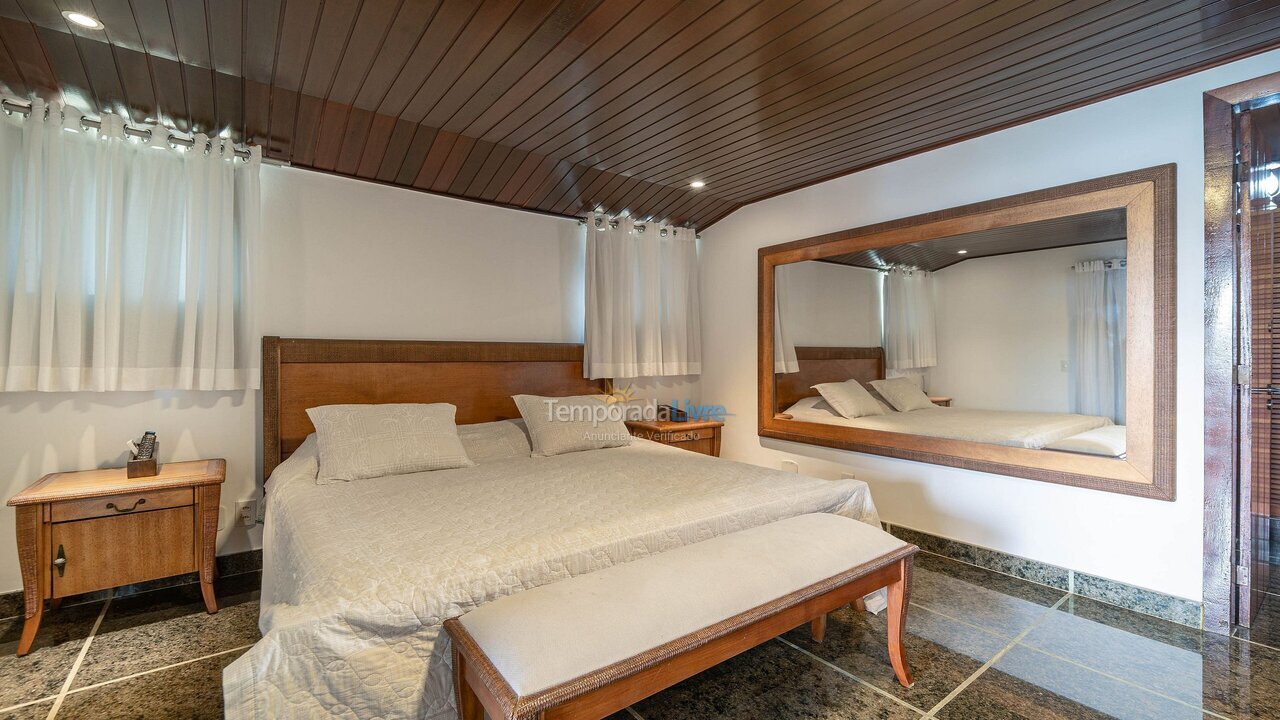 Casa para aluguel de temporada em Armação dos Búzios (Praia da Ferradura)