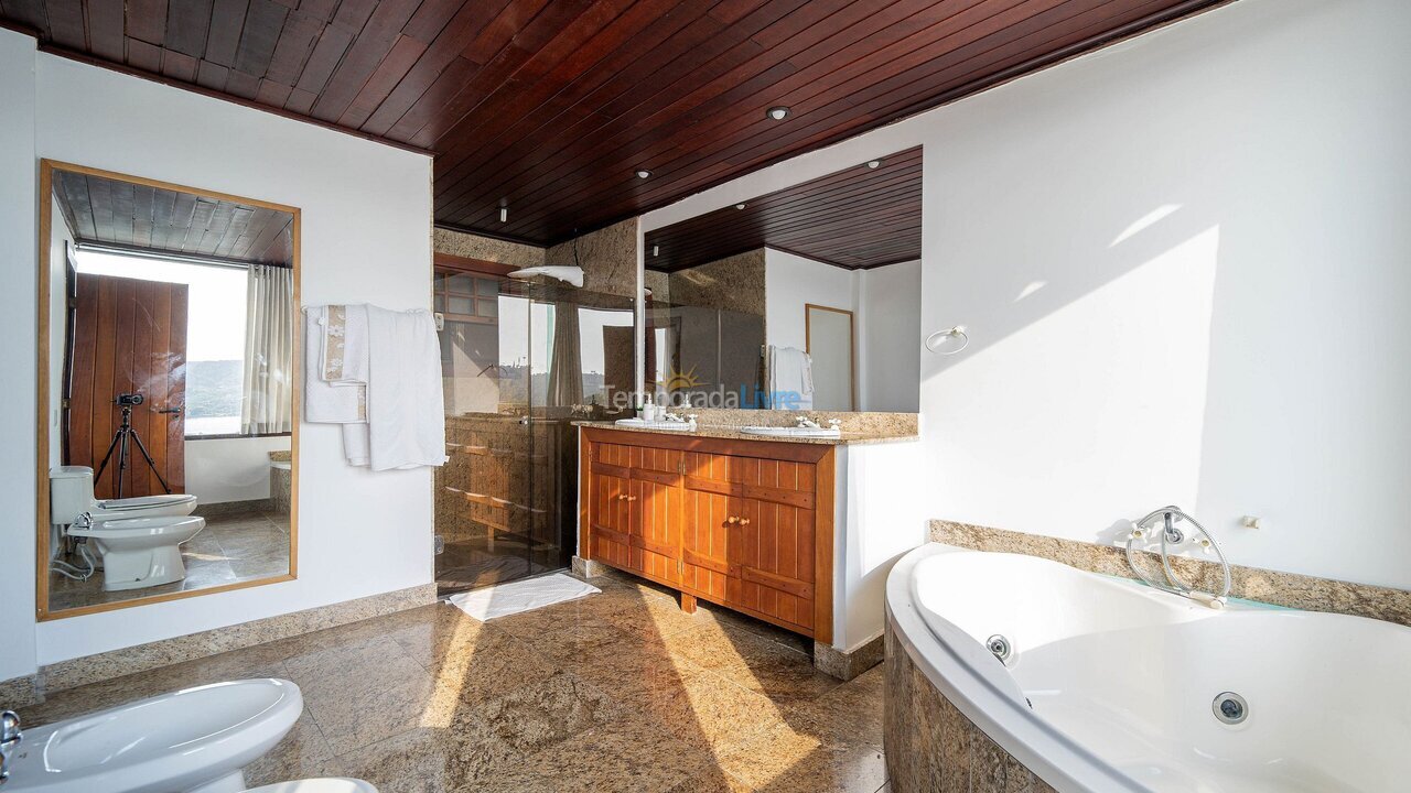 Casa para aluguel de temporada em Armação dos Búzios (Praia da Ferradura)