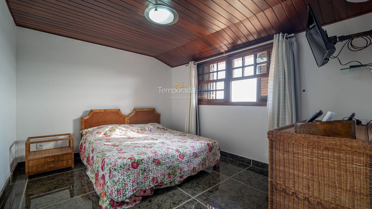 Casa para aluguel de temporada em Armação dos Búzios (Praia da Ferradura)