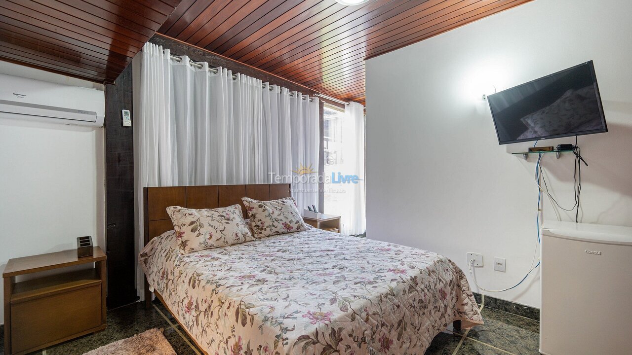 Casa para aluguel de temporada em Armação dos Búzios (Praia da Ferradura)