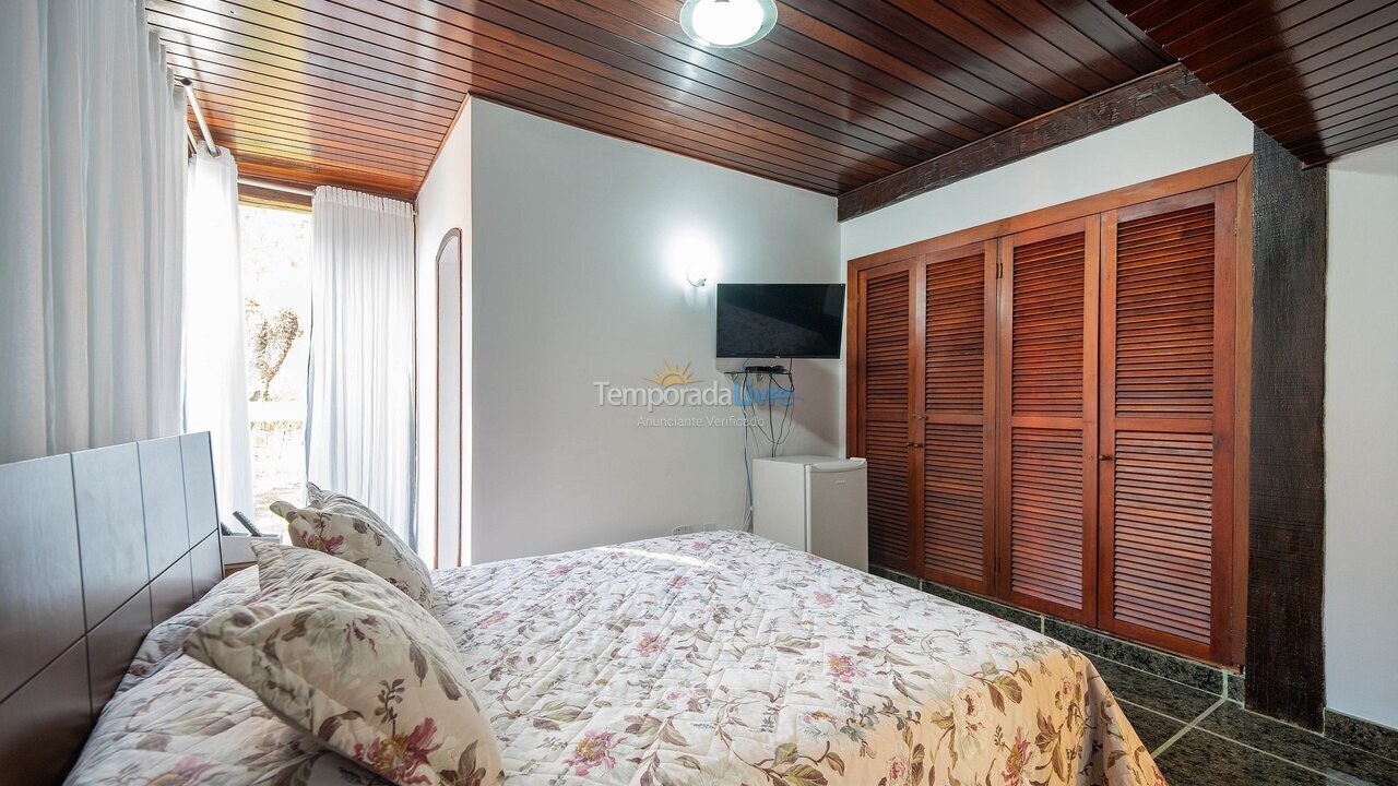 Casa para aluguel de temporada em Armação dos Búzios (Praia da Ferradura)
