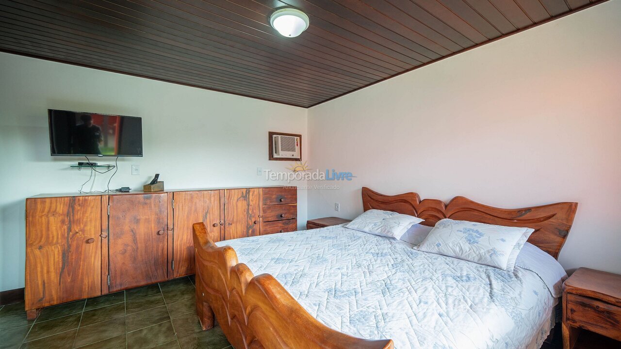 Casa para aluguel de temporada em Armação dos Búzios (Praia da Ferradura)