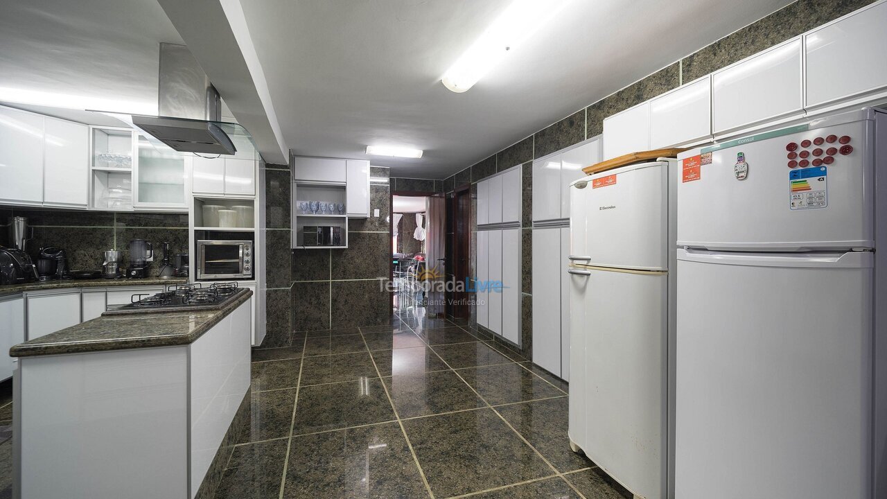Casa para aluguel de temporada em Armação dos Búzios (Praia da Ferradura)