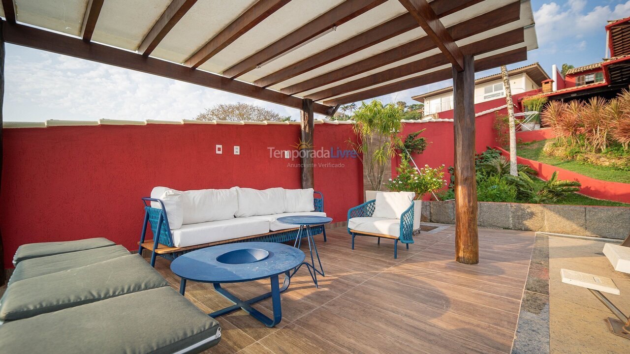 Casa para aluguel de temporada em Armação dos Búzios (Praia da Ferradura)