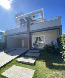CASA ENTRE DUAS PRAIAS NA PRAIA DE CANTO GRANDE