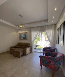 CASA ENTRE DUAS PRAIAS NA PRAIA DE CANTO GRANDE