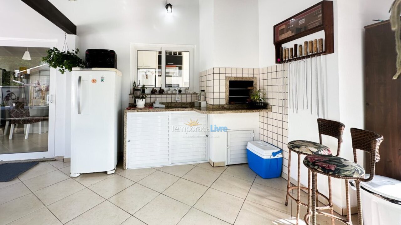 House for vacation rental in Bombinhas (Mariscal)