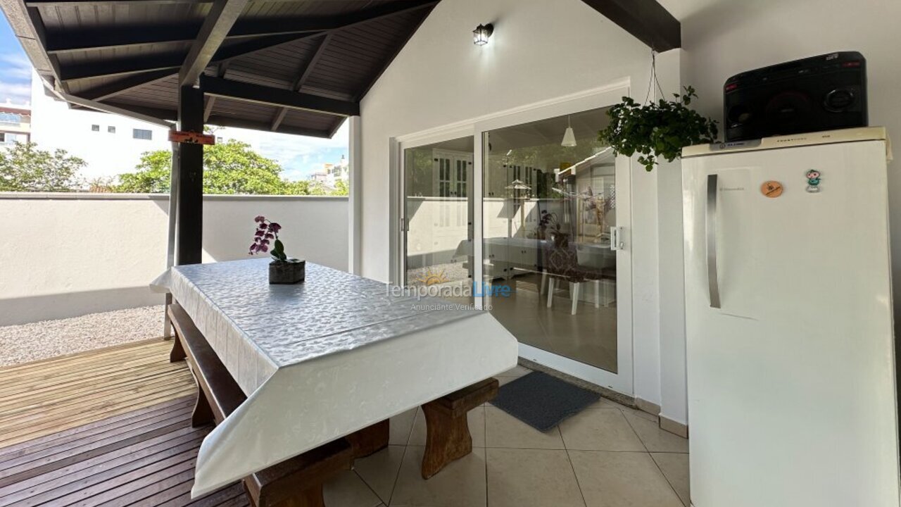 House for vacation rental in Bombinhas (Mariscal)