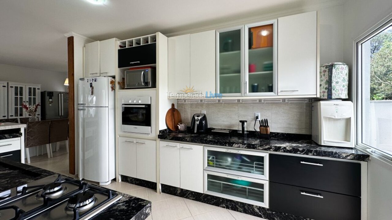 House for vacation rental in Bombinhas (Mariscal)