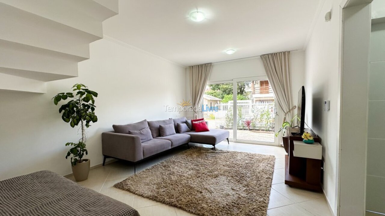 House for vacation rental in Bombinhas (Mariscal)