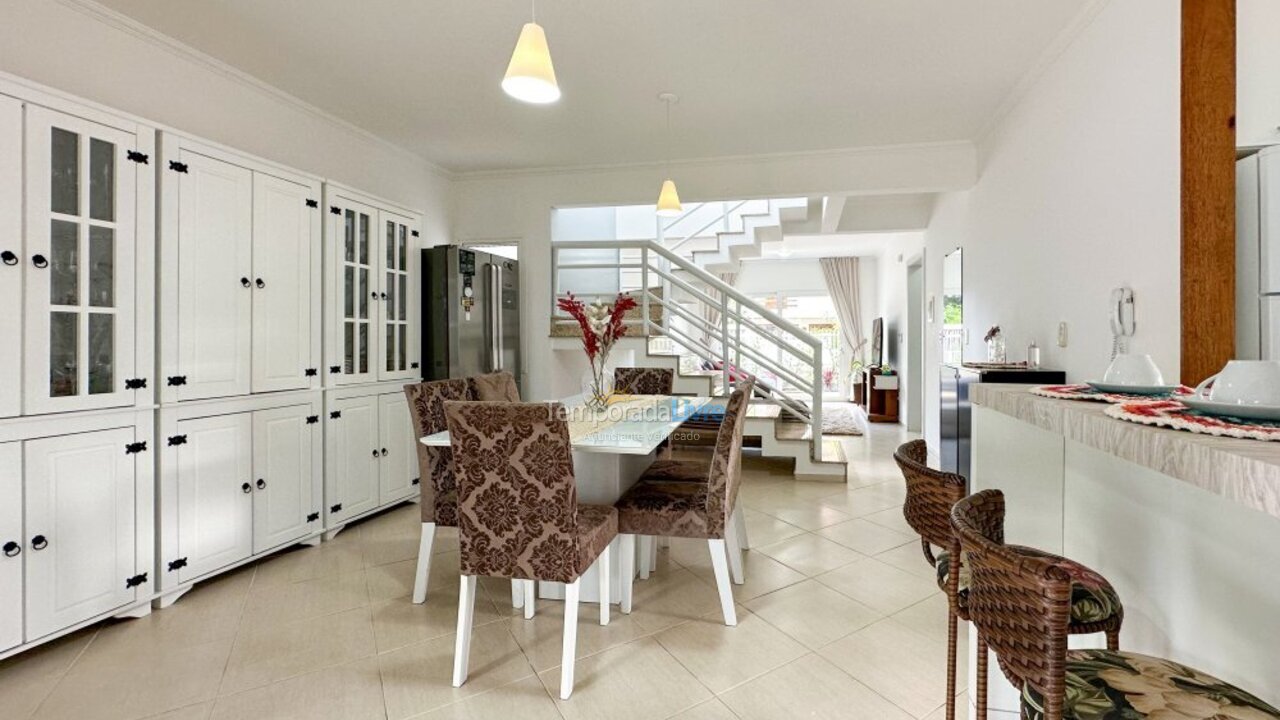 House for vacation rental in Bombinhas (Mariscal)