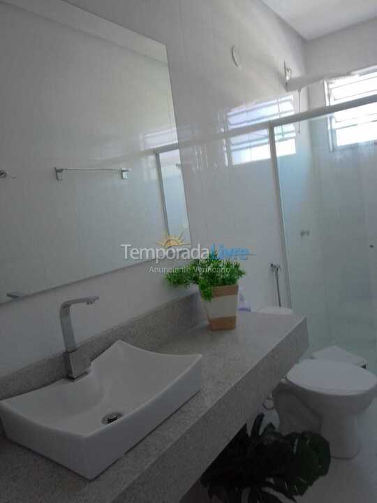 Casa para aluguel de temporada em Camaçari (Praia de Guarajuba)