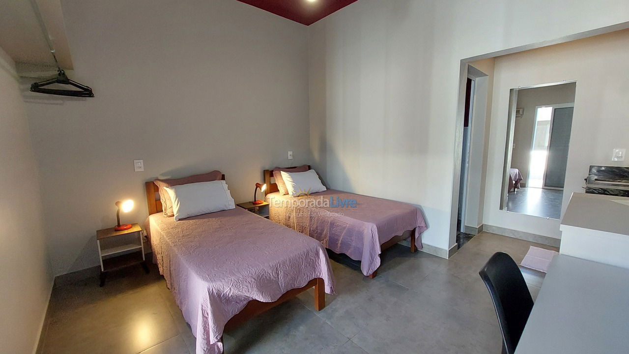 Casa para aluguel de temporada em Brotas (Santa Cecilia Ii)