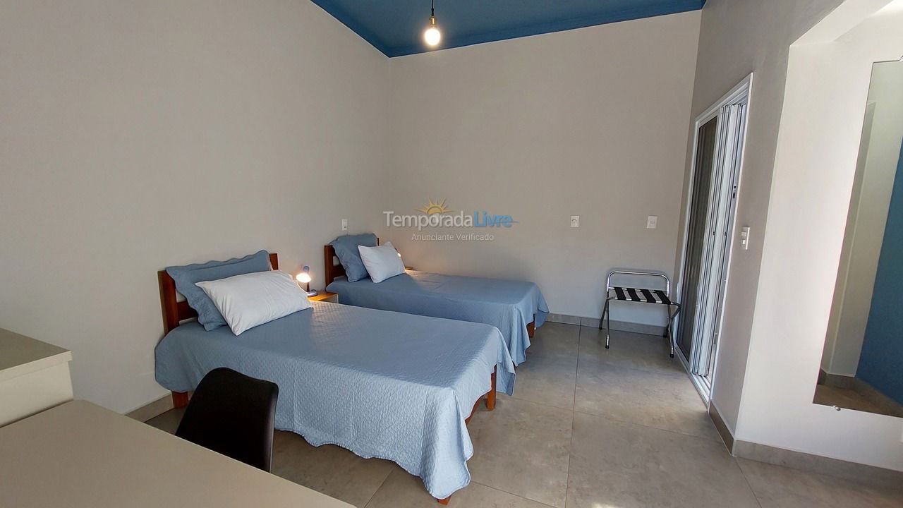 Casa para aluguel de temporada em Brotas (Santa Cecilia Ii)