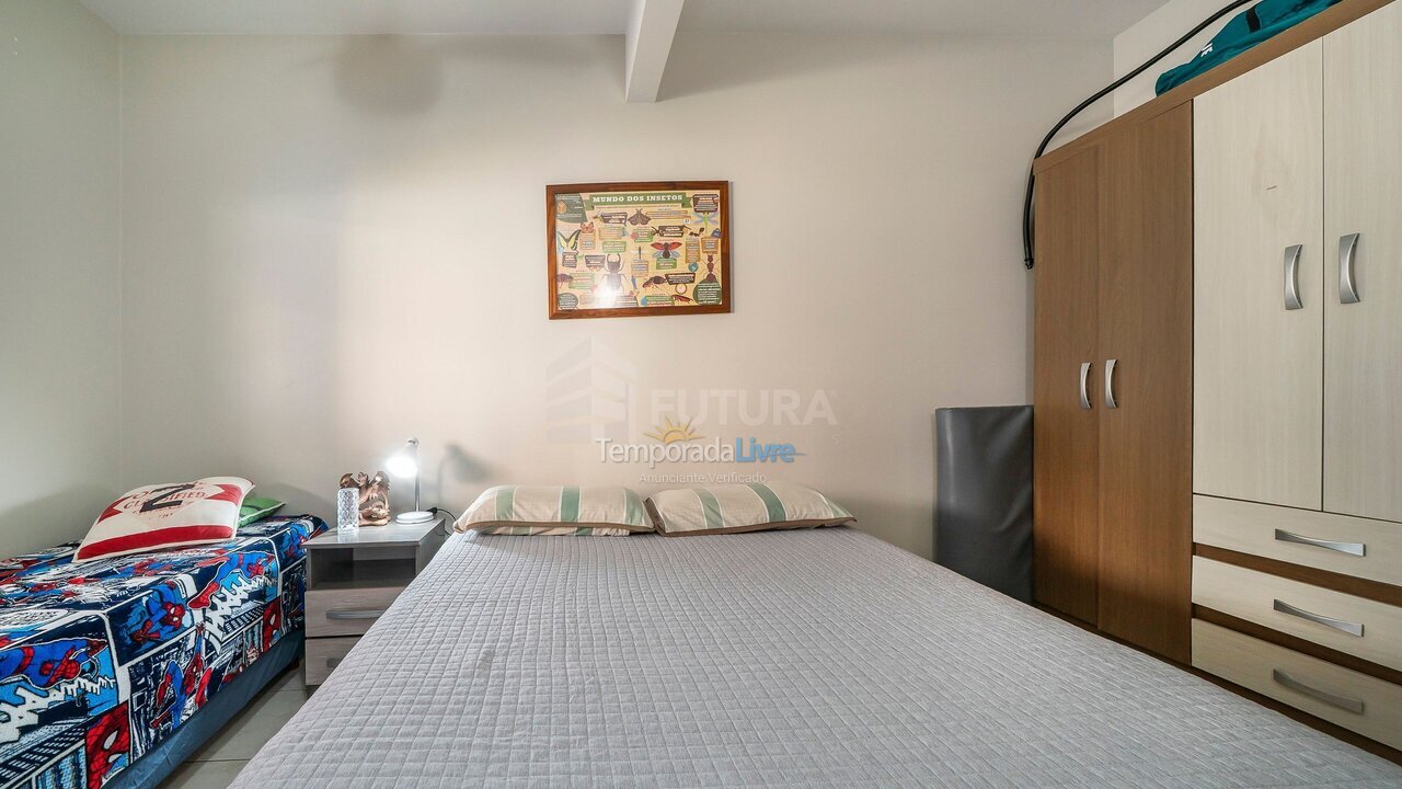 Apartment for vacation rental in Bombinhas (Praia de Bombinhas)