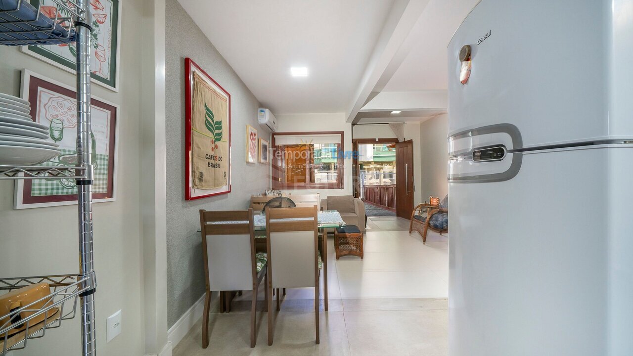 Apartment for vacation rental in Bombinhas (Praia de Bombinhas)