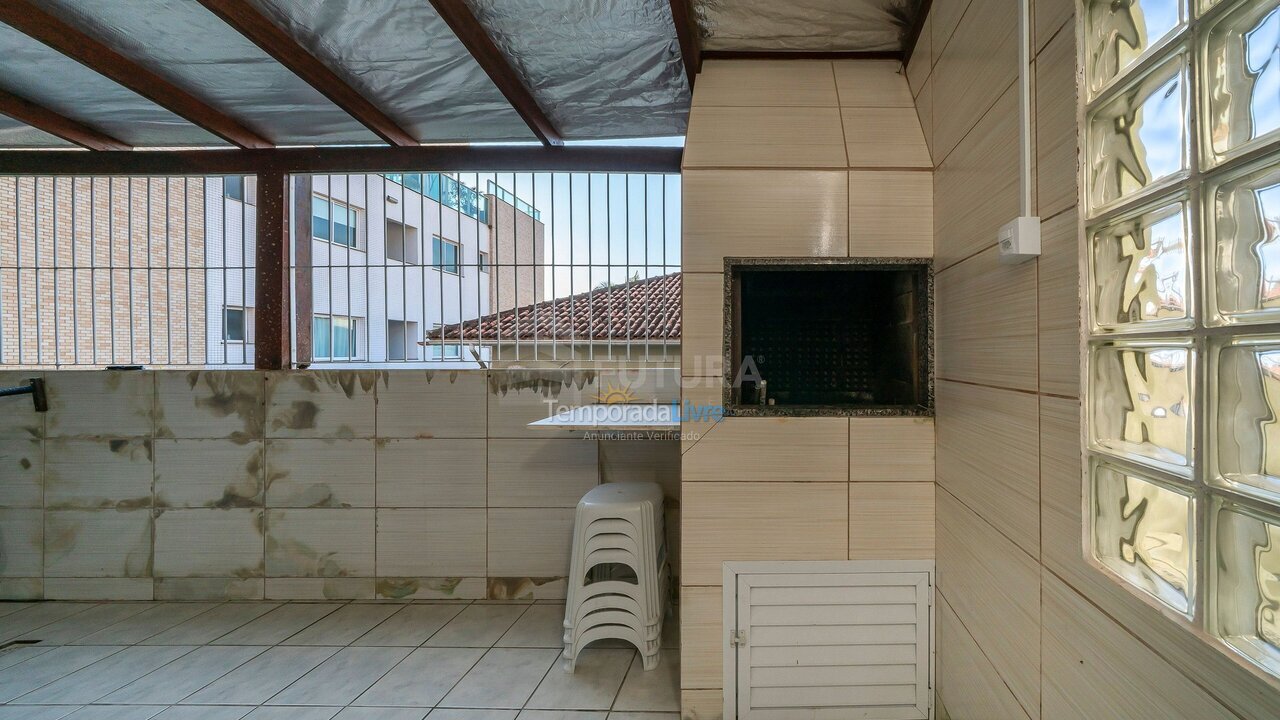 Apartment for vacation rental in Bombinhas (Praia de Bombinhas)
