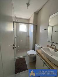 APARTAMENTO NOVO COM LINDA MOBÍLIA CENTRO DE BOMBINHAS
