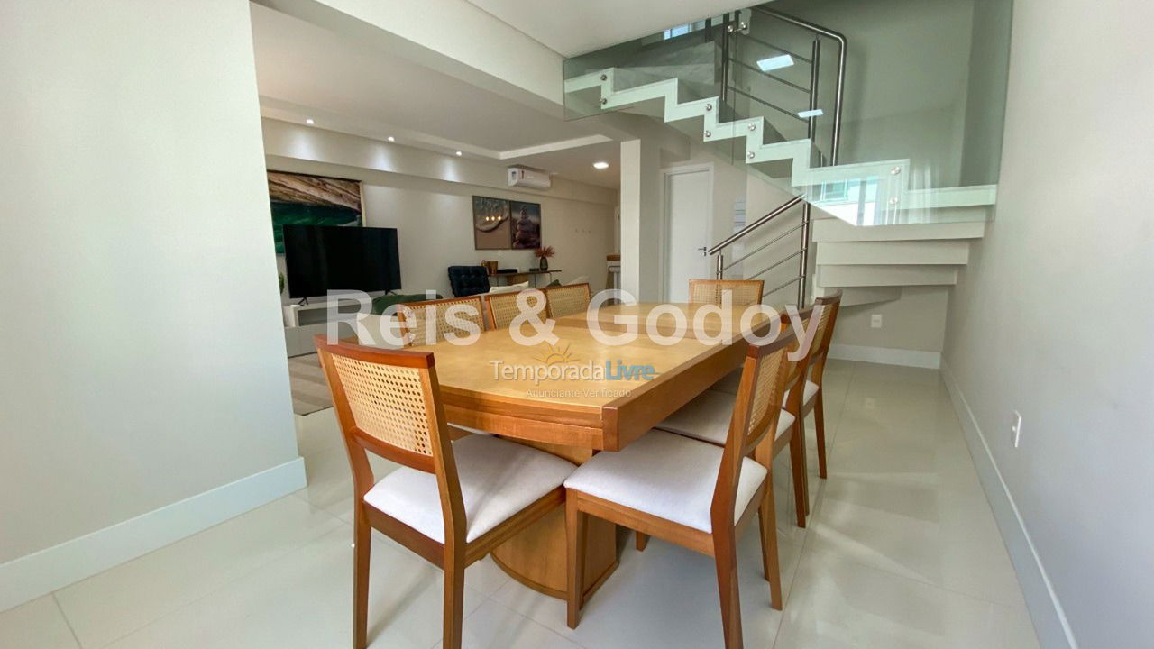 Apartment for vacation rental in Florianópolis (Jurere Tradicional)