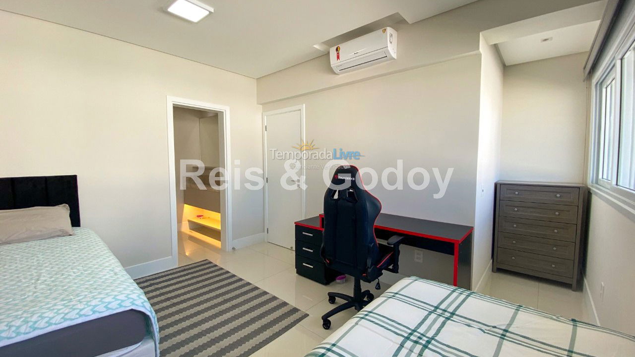 Apartment for vacation rental in Florianópolis (Jurere Tradicional)