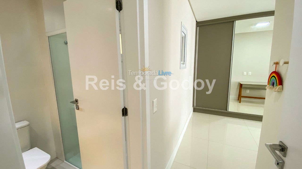Apartment for vacation rental in Florianópolis (Jurere Tradicional)