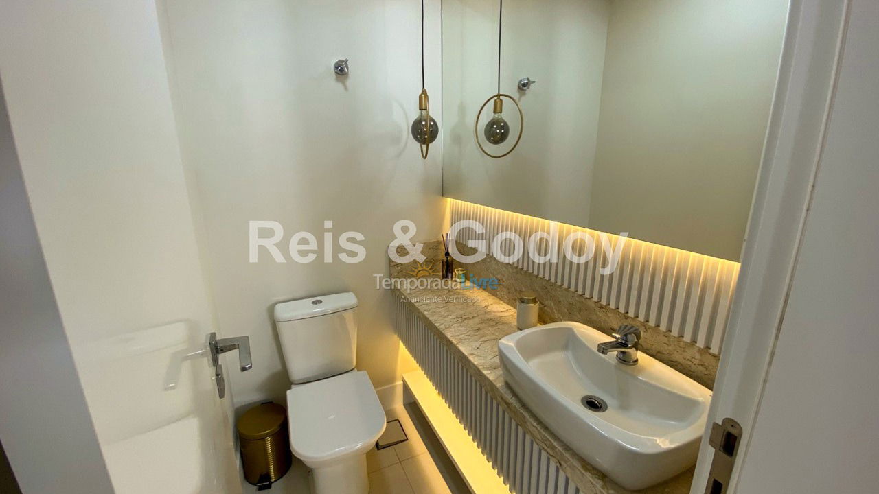 Apartment for vacation rental in Florianópolis (Jurere Tradicional)