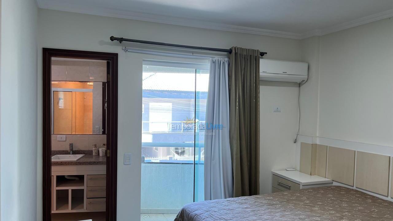 Apartamento para aluguel de temporada em Bombinhas (Praia de Bombinhas)