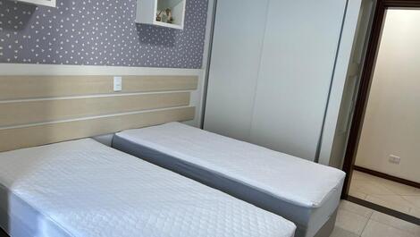 Apartamento Amplo 3 dormitórios, 200m da Praia de Bombinhas